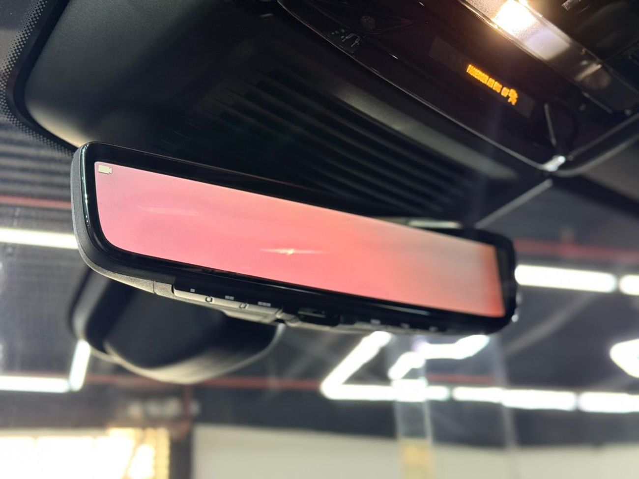 لاند روفر رينج روفر سبورت P400 DYNAMIC HSE 2025