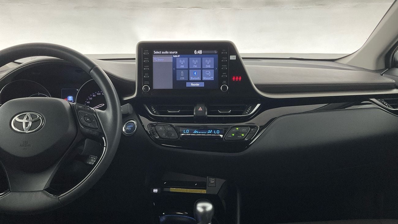 Toyota CHR VX 1.8L (100 HP) VX | Guaranteed Warranty | 0 Down Payment