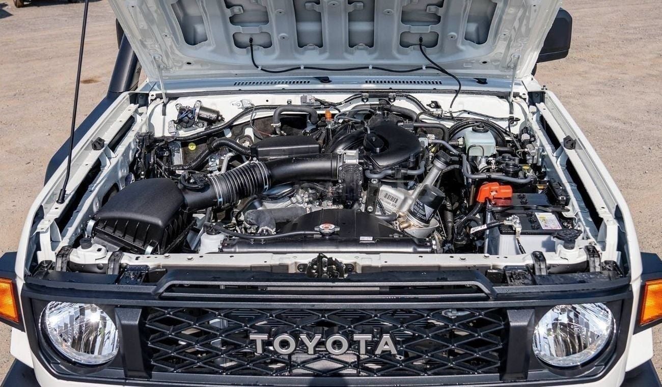 تويوتا لاند كروزر بيك آب TOYOTA LAND CRUISER LC79SC 4.0P MT MY2025