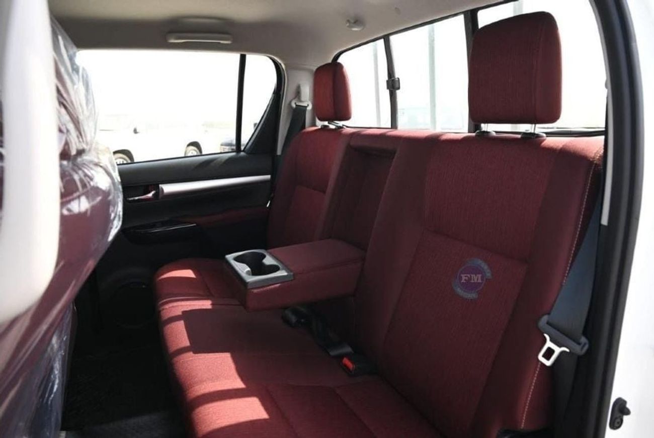 Toyota Hilux DC SR5 2.7L Petrol 4WD Manual Transmission