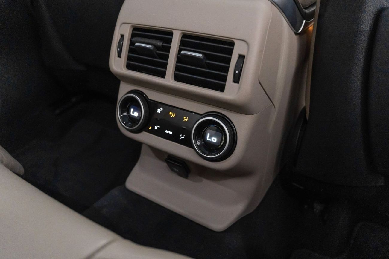 Land Rover Range Rover Velar P250 R-Dynamic SE