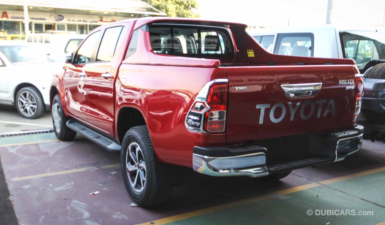 Toyota Hilux TRD V6 4L AT