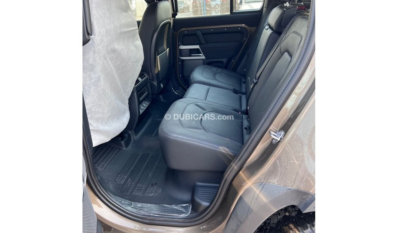 Land Rover Defender 2023 Defender 3.0L V6 SE Petrol