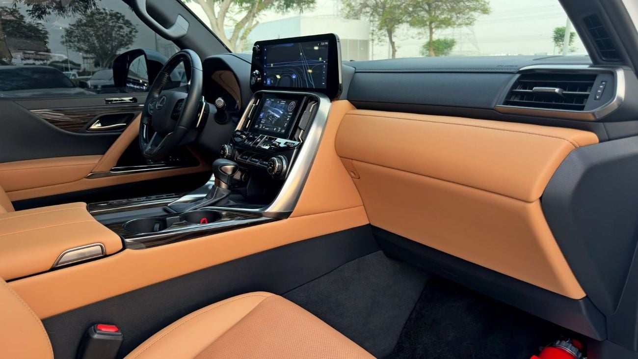 Lexus LX600 PRESTIGE