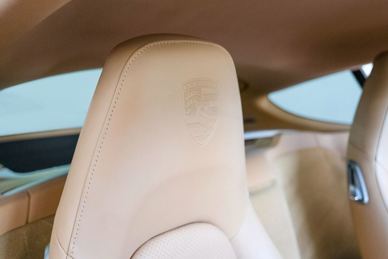 Porsche 718 Cayman S 2.5L A/T