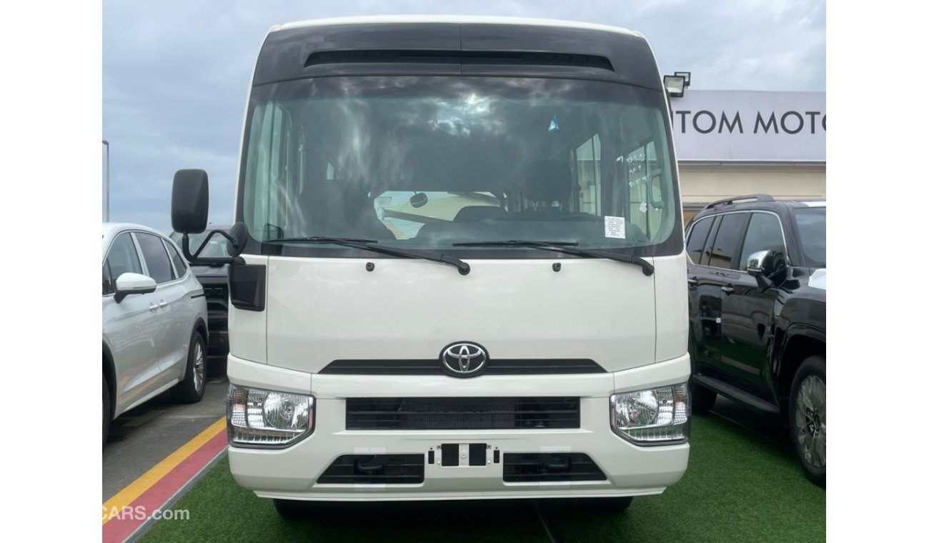 Toyota Coaster Toyota Coaster 4.2L , 30 passengers