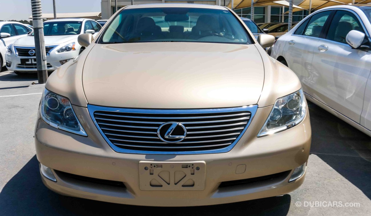 Lexus LS460