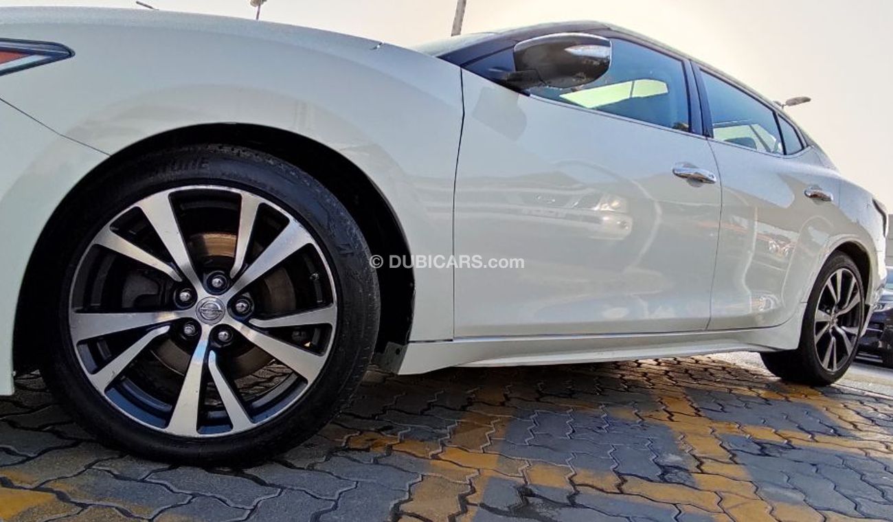 Nissan Maxima Platinum