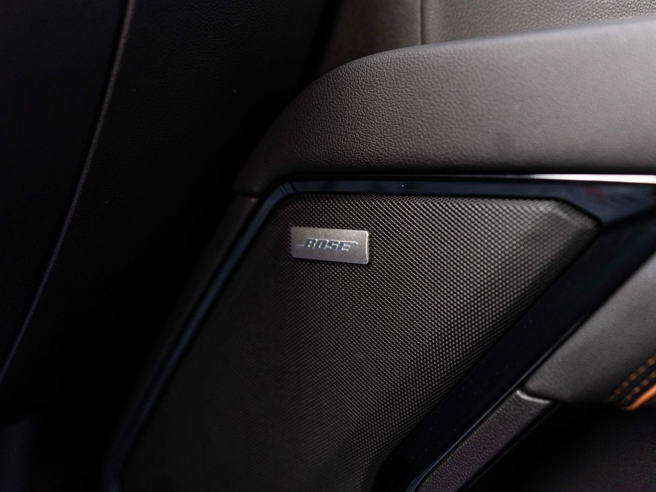 جي أم سي سييرا 5.3L V8 AT4 Regular Cab (AWD)