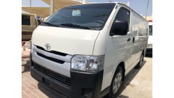 تويوتا هاياس Toyota Hiace van 2017. Free of accident with low mileage. only done 25000 km