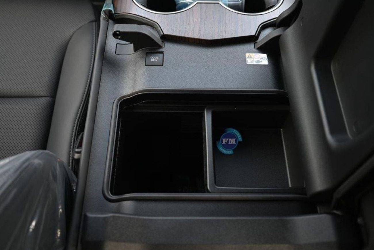 تويوتا لاند كروزر 300 GXR 4.0L Petrol Automatic