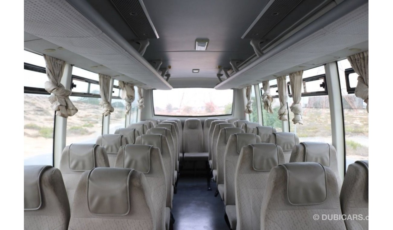 اشوك ليلاند فالكون 2018 | OYSTER A/C 35 SEATER CAPACITY WITH GCC SPECS AND EXCELLENT CONDITION