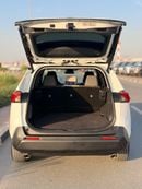 تويوتا راف ٤ XLE 2.5L / sunroof, leather seats/ full option 2023