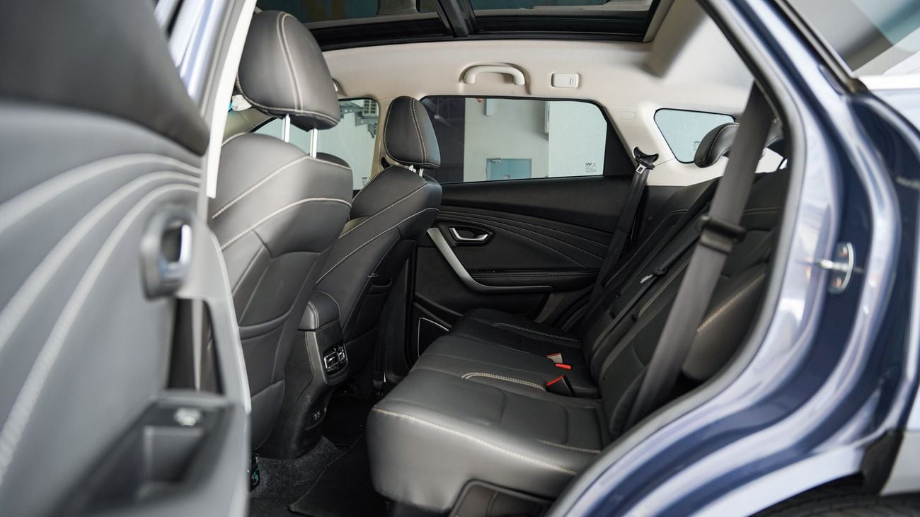 Jetour X70 LUX