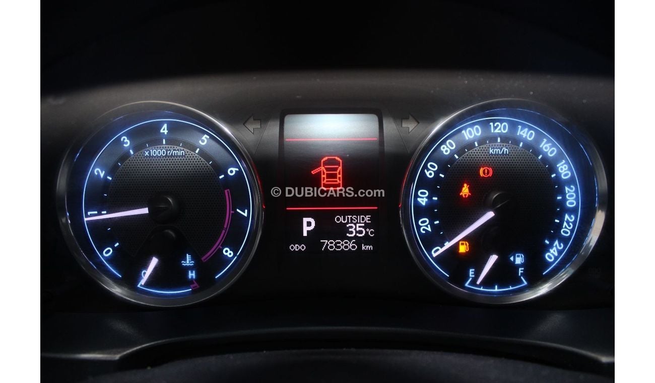 تويوتا كورولا تويوتا كورولا 2014 خليجي رقم 2 بحالة ممتازة بدون حوادث نظيفه جدا من الداخل والخارج