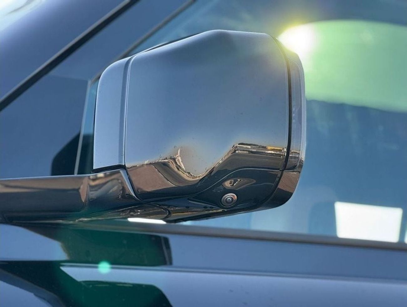 Land Rover Defender LAND ROVER DEFENDER 6 CYLINDER 3.0L 2025