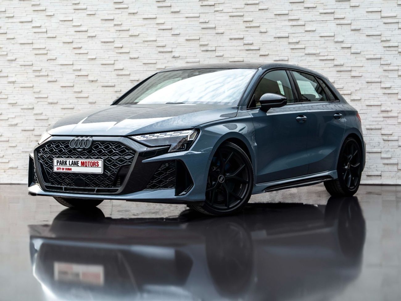 Audi RS3 TFSI quattro 2.5L Sportback
