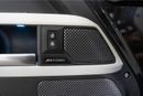 Land Rover Defender P300 90 SE 2.0L (6 Seater)