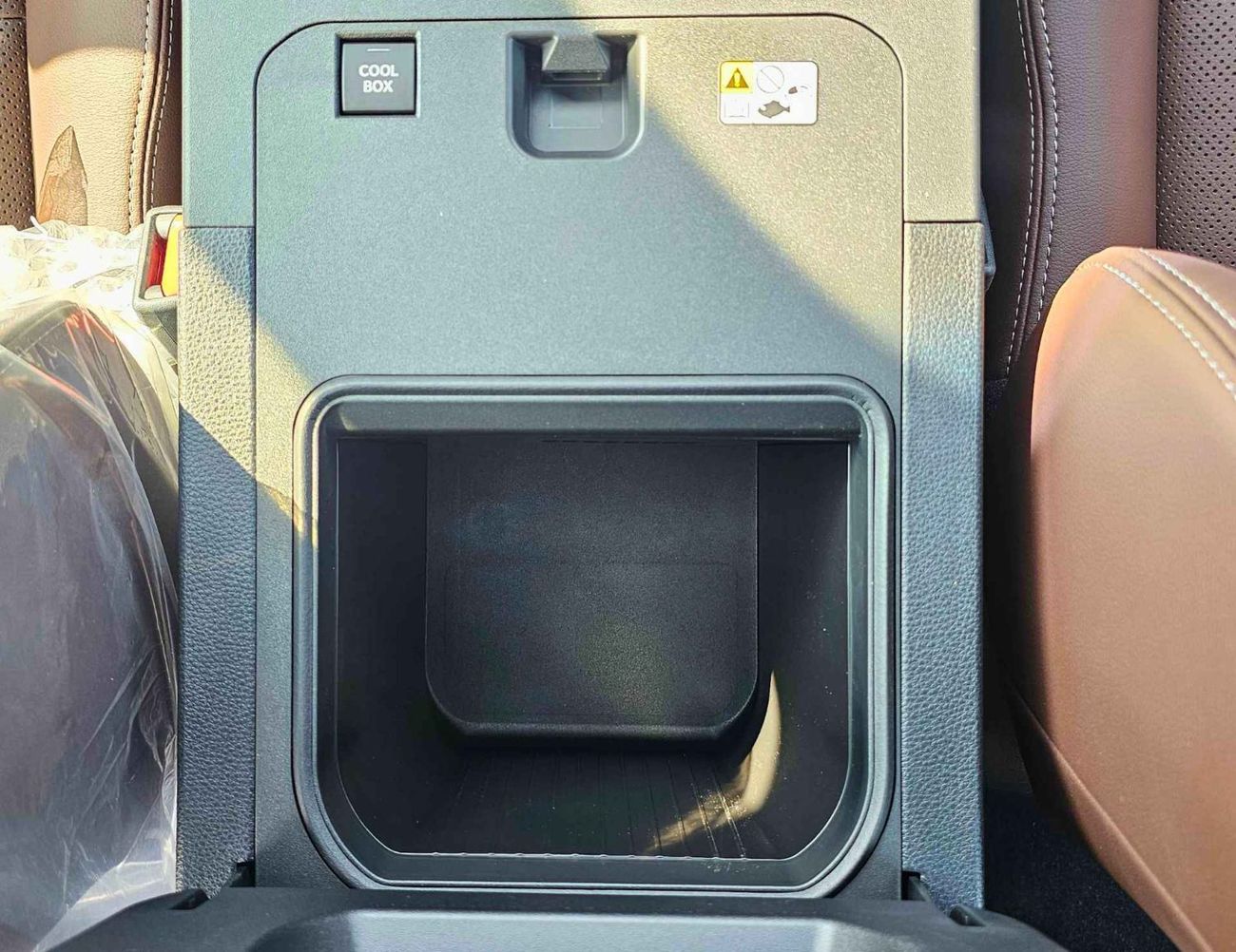 تويوتا برادو ADVENTURE TURBO/2.4L V4 PETROL/RADAR/POWER WITH LEATHER SEATS /360* CAMERA/HEADUP DISPLAY (CODE#PPAD