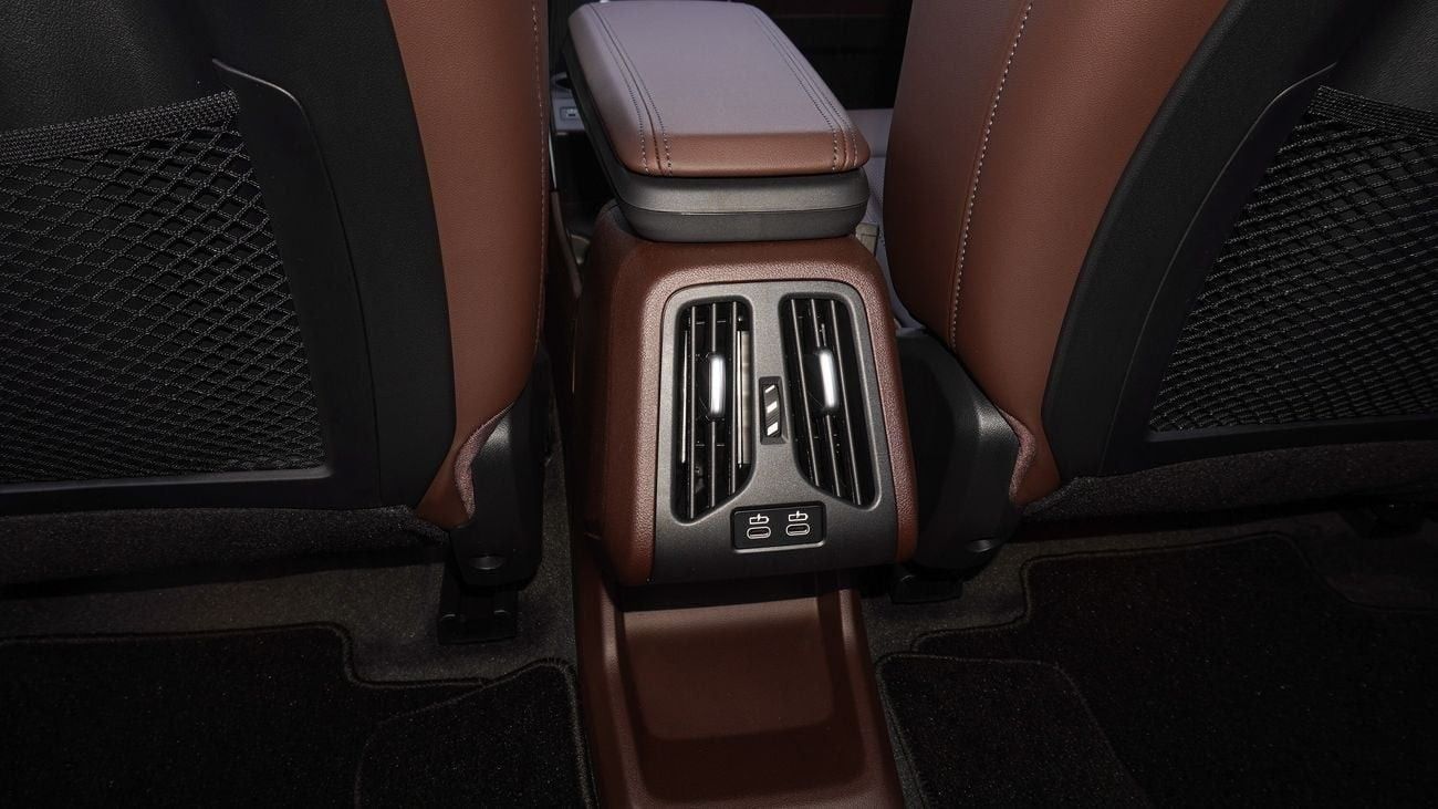 بي أم دبليو iX1 EDrive 25L