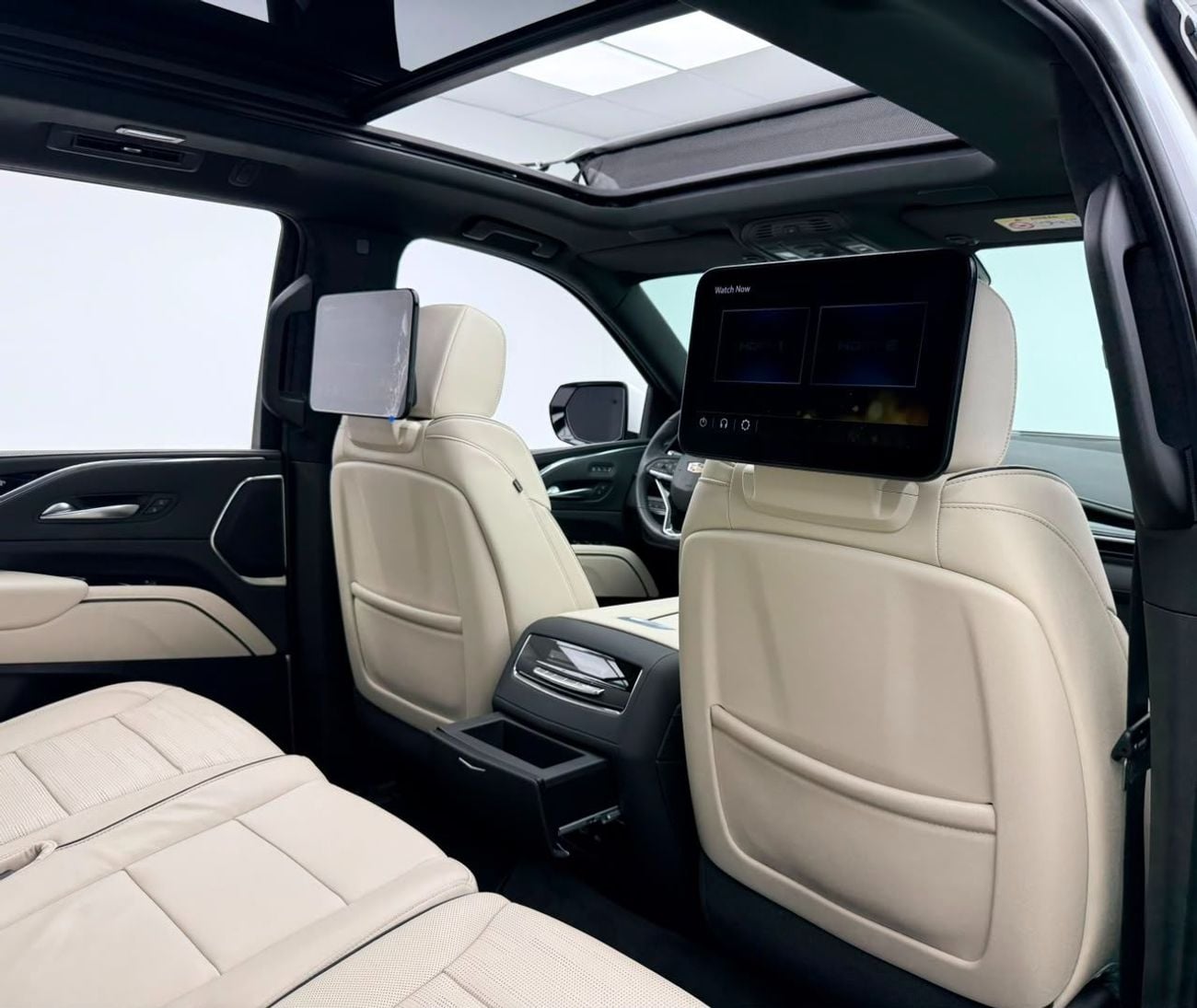 Cadillac Escalade 2024 Cadillac Escalade Sport, 2030 Cadillac Warranty + Service Pack, 8 Seater, Fully Loaded, GCC