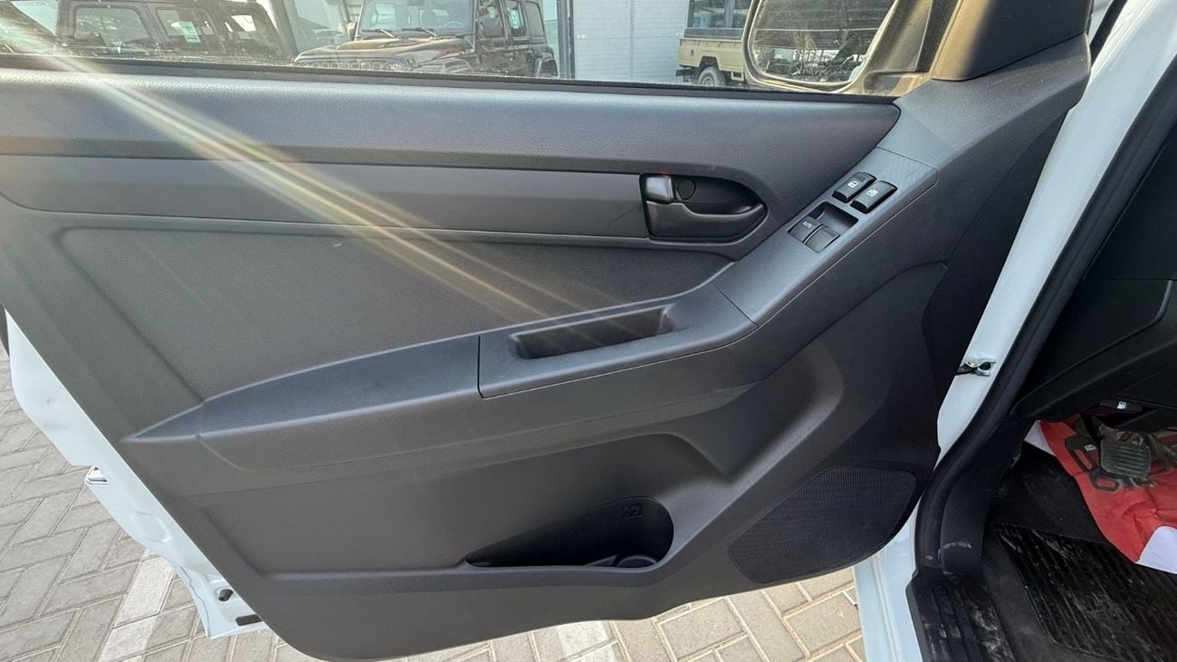 Isuzu D-MAX 4JK1-HI 2.5L Pick-up 4x4 2Doors