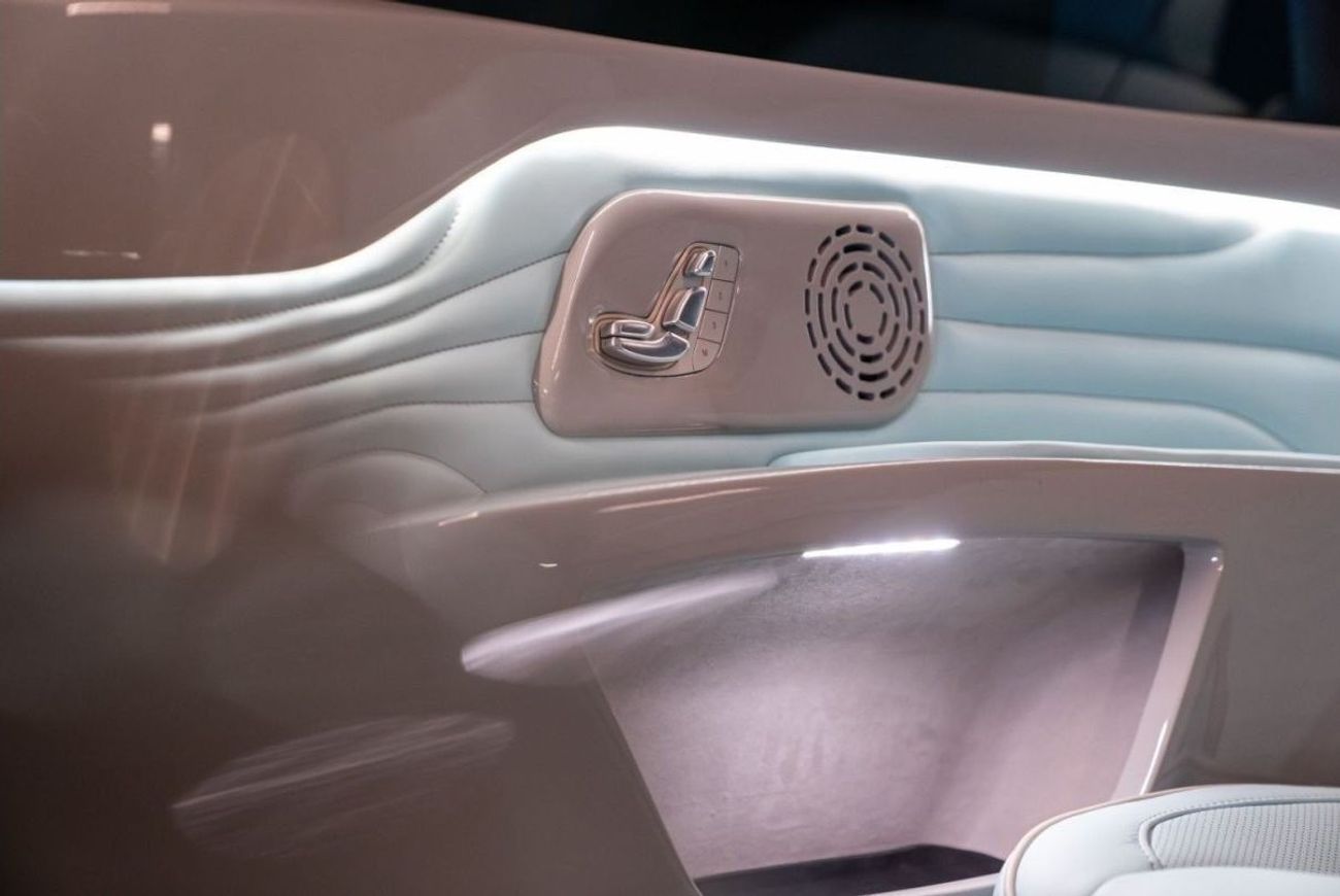 Mercedes Benz V300 AVANTGARDE ERTEX LUXURY CAR DESIGN CO. 30TH YEAR EDITION TIFFANY BLUE