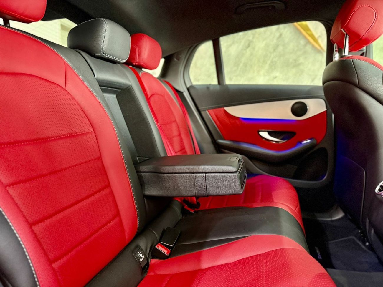 مرسيدس بنز GLC كوبيه 300 4MATIC