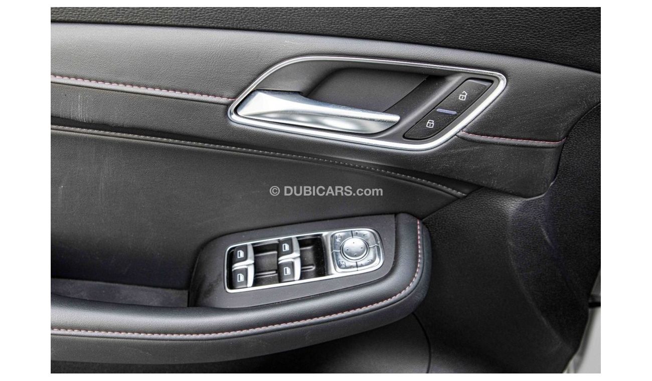 أم جي HS 2020 MG HS 4X2 1.5 LUXURY - أبيض من الداخل أسود