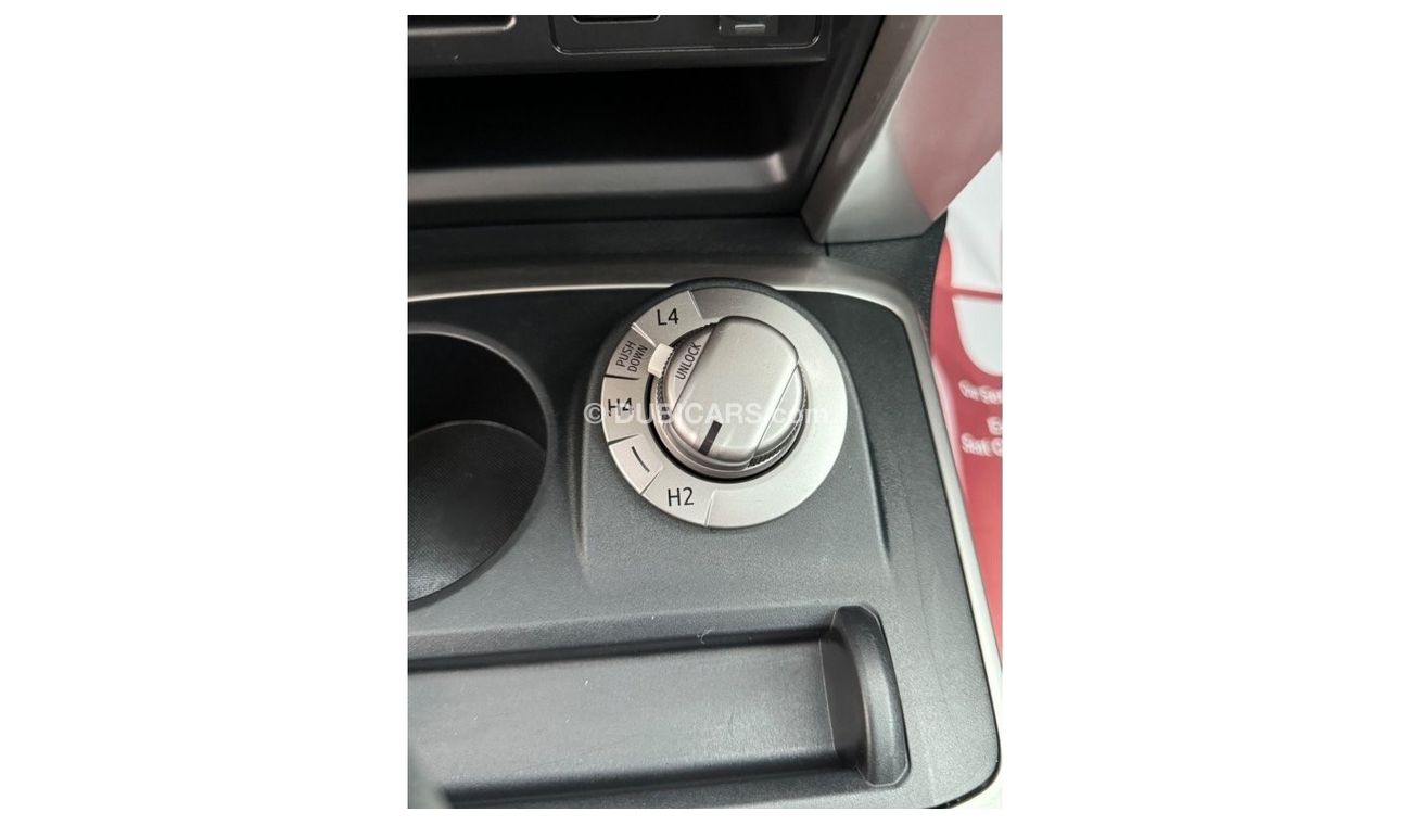 Toyota 4Runner 2019 SR5 PREMIUM 7 SEATS 4x4 SUNROOF FULL OPTION USA IMPORTED