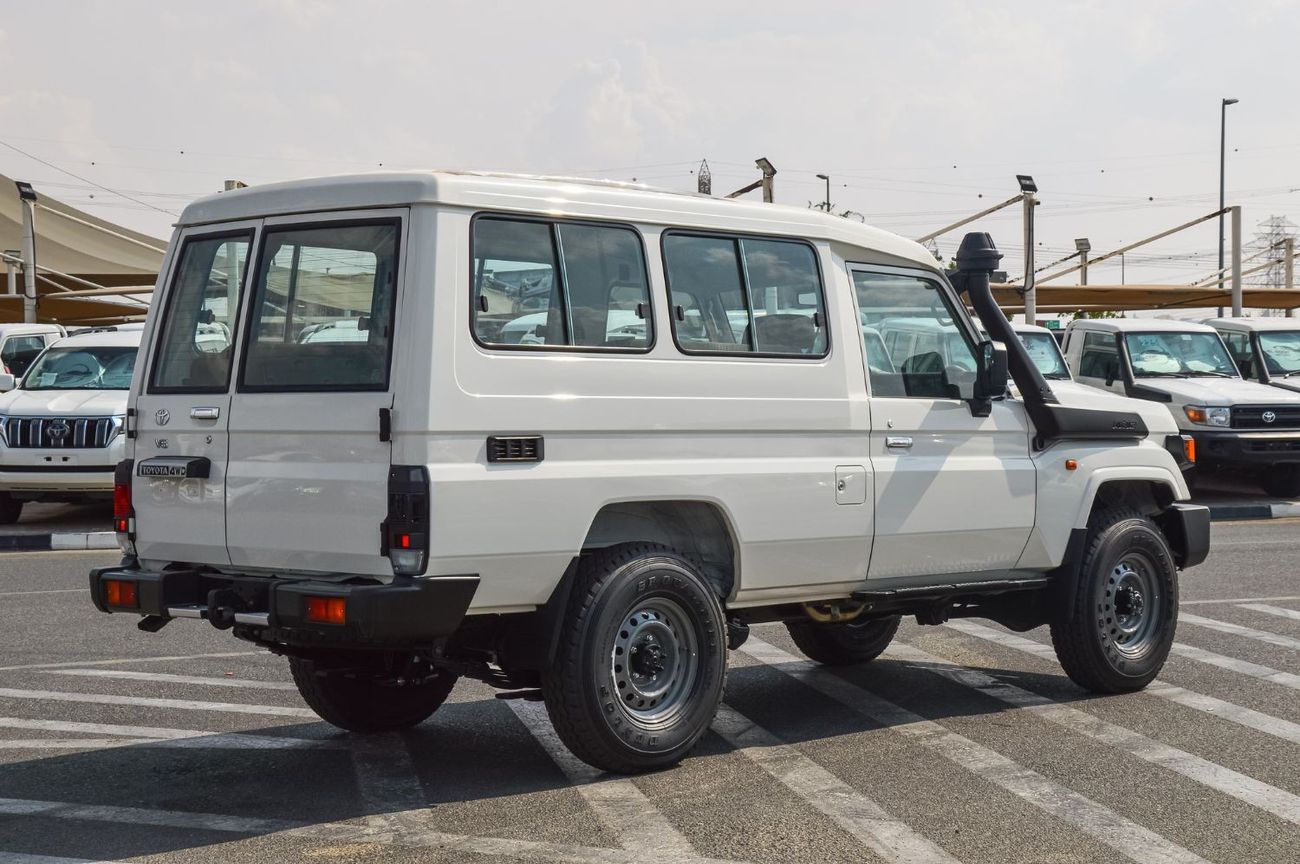 تويوتا لاند كروزر 70 LX78 V6 4.0L Petrol 2024YM