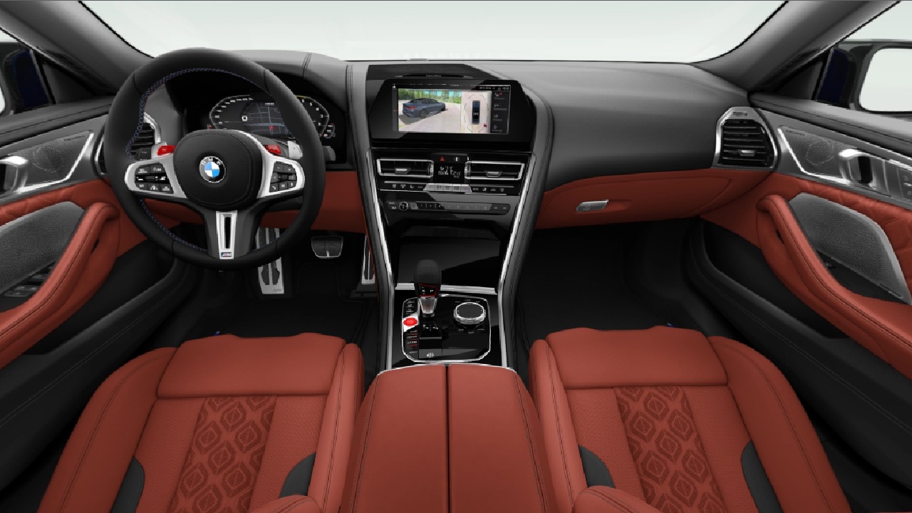 BMW M8 interior - Cockpit