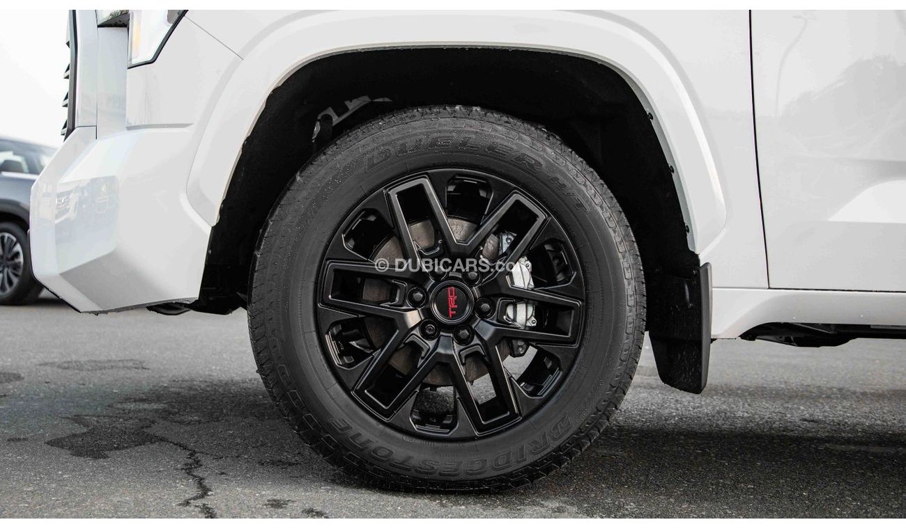Toyota Tundra SR5 TRD-Sport 4WD/2024. Local Registration +10%