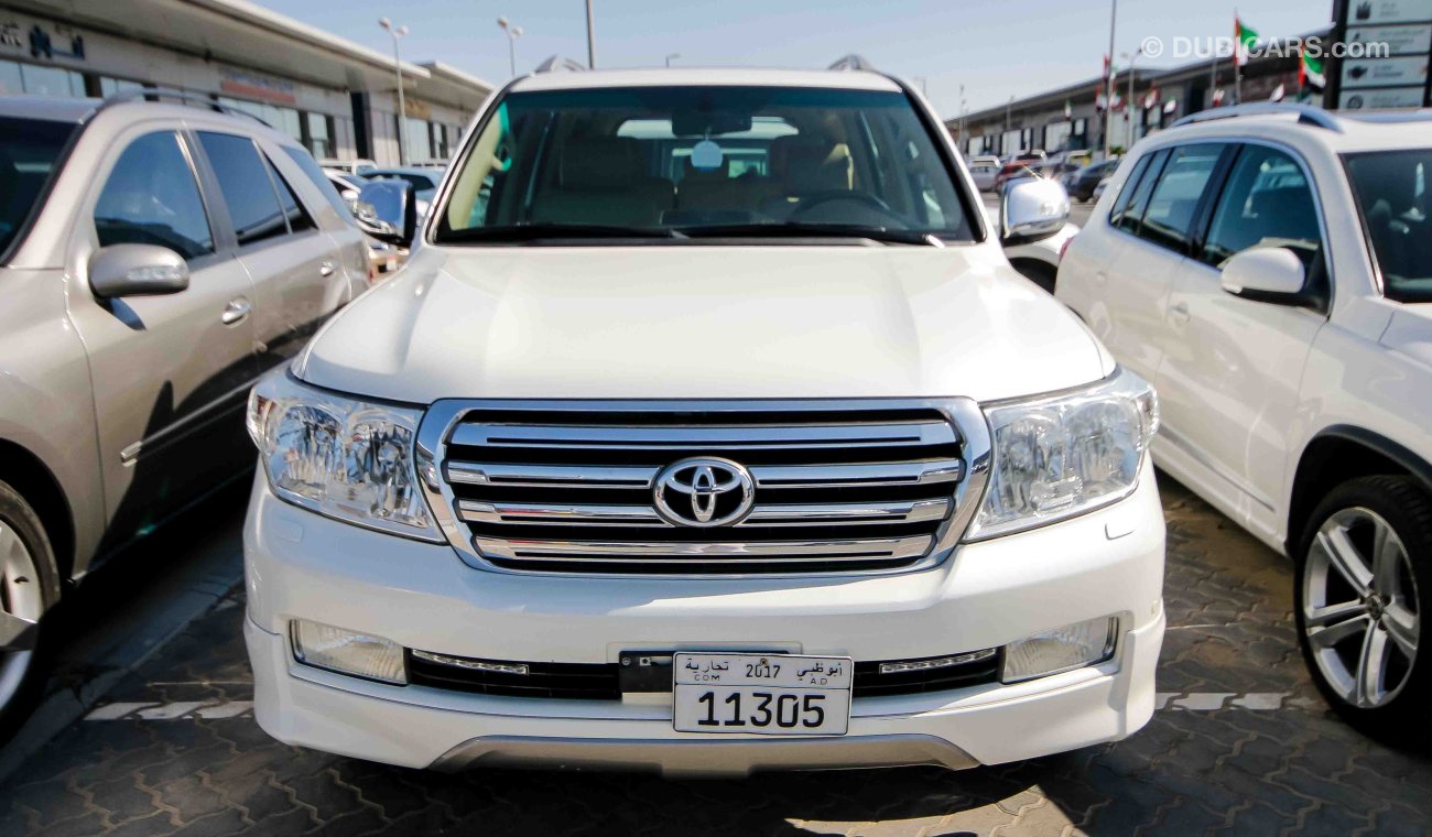 Toyota Land Cruiser GXRi V8