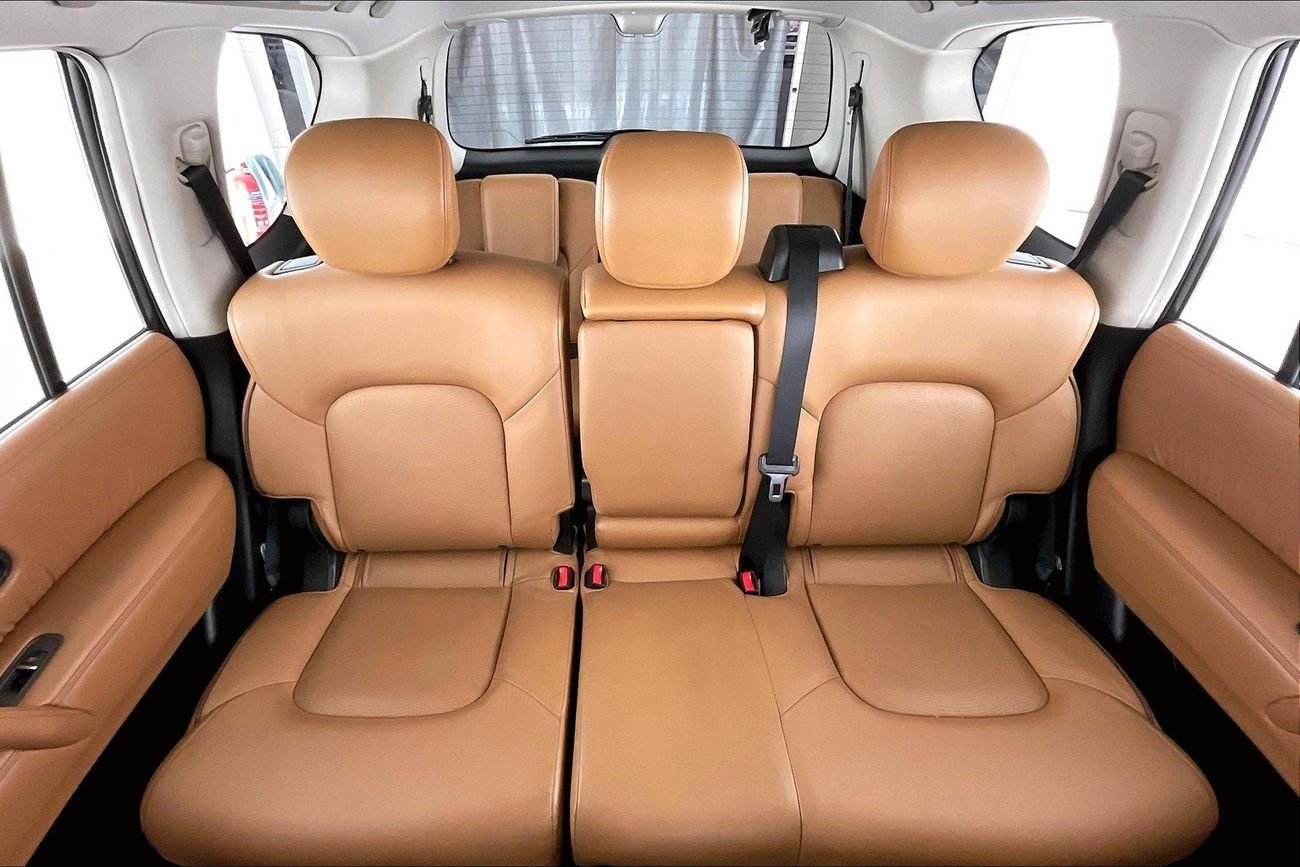 Mercedes-Benz GLS 450 Premium + (AMG Package) | Guaranteed Warranty | 0 Down Payment