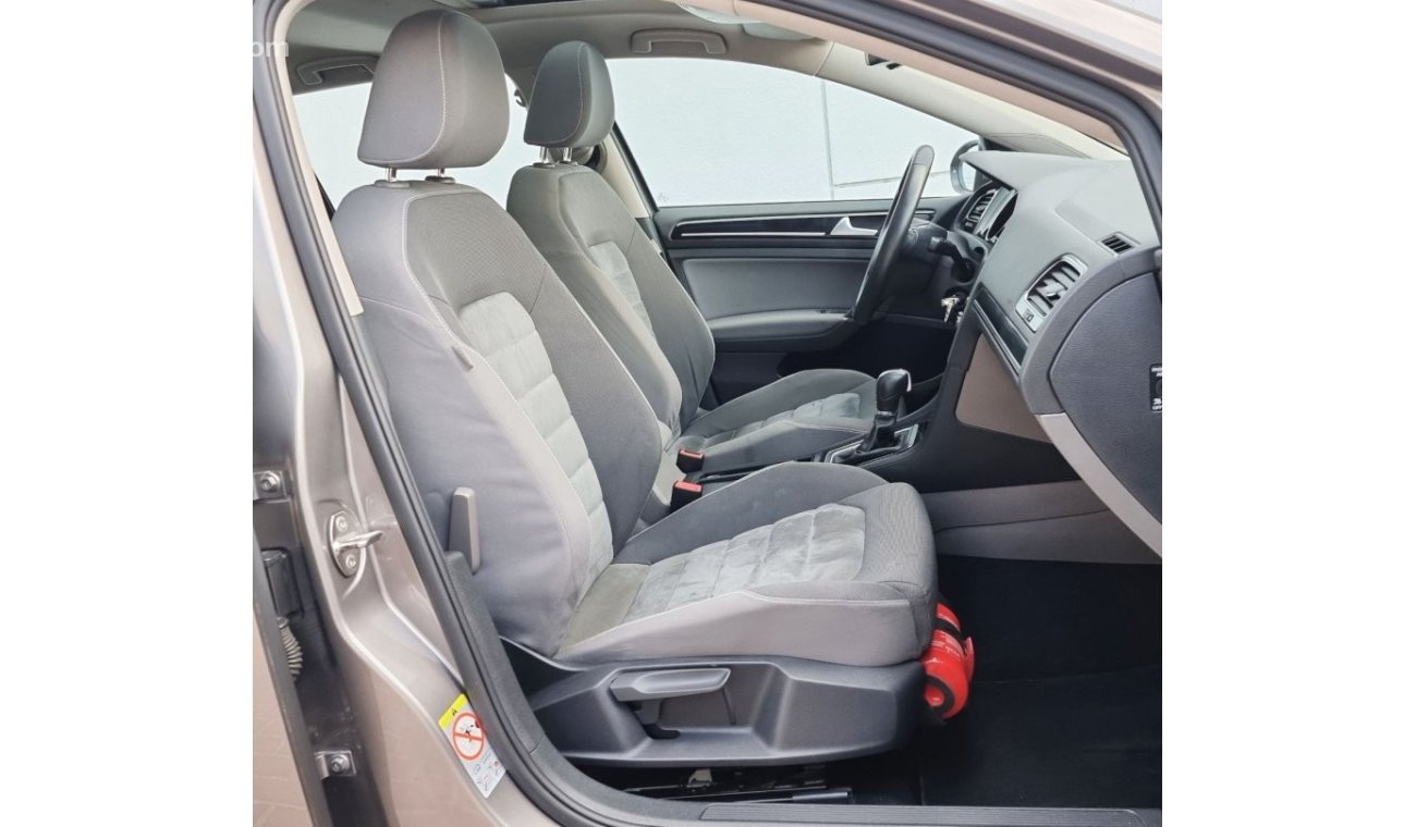Volkswagen Golf TSI-2015-GCC-FULL OPTION-EXCELLENT CONDITION-VAT INCLUSIVE-BANK FINANCE AVILABLE