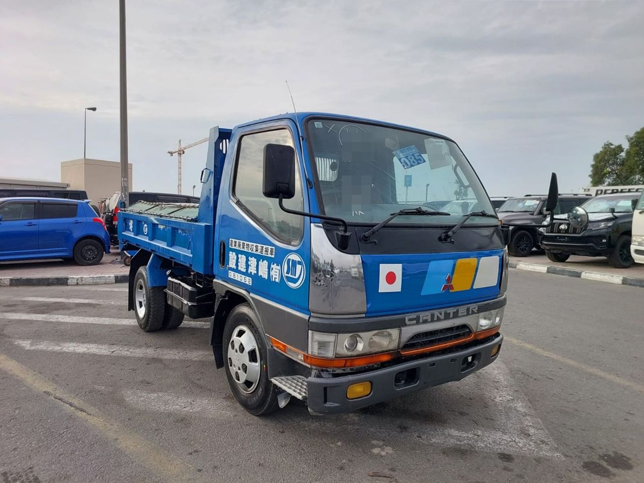 Mitsubishi Fuso Canter (RAMADAN OFFER) MITSUBISHI CANTER TRUCK RHD 1994 MODEL 4.6 L DIESEL MANUAL(PM00885)