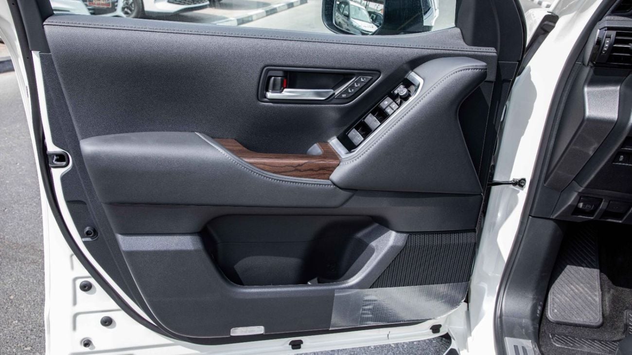 Toyota Land Cruiser VXR 4.0L A/T Petrol | 2026 | For Local Registration +10%