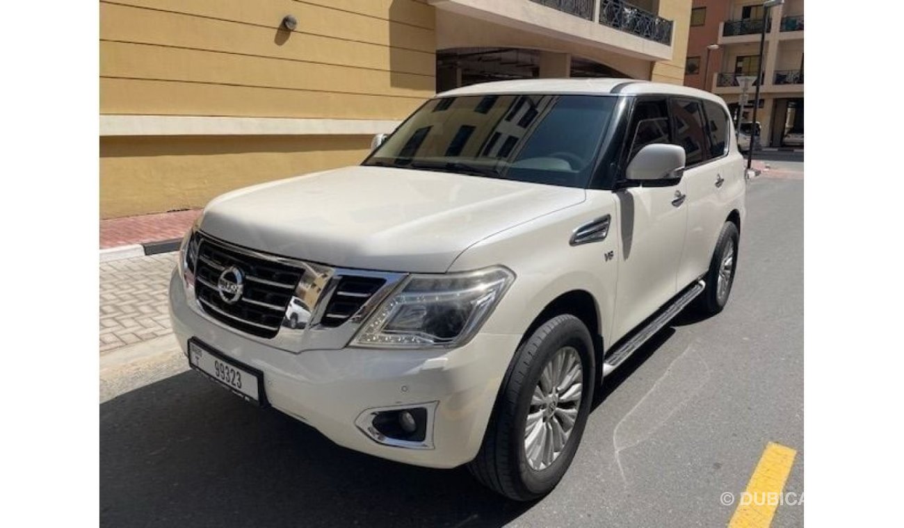 Nissan Patrol SE T2 NISSAN PATROL PLATINUM 2014 GCC SINGLE OWNER LOW MILEAGE IN MINT CONDITION WITH 1 YEAR WARRANT