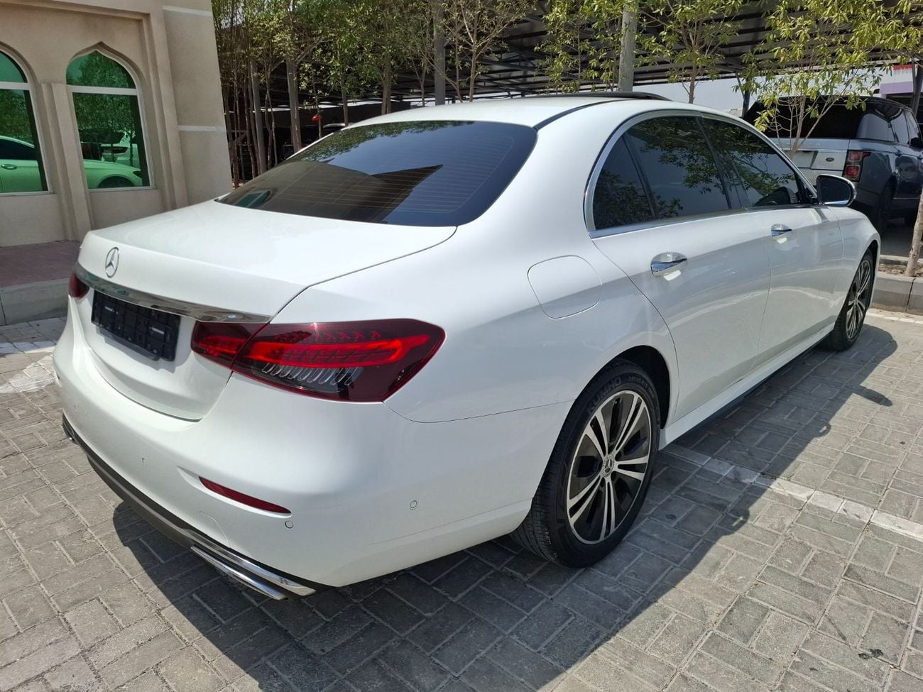 Mercedes Benz E250 STANDARD
