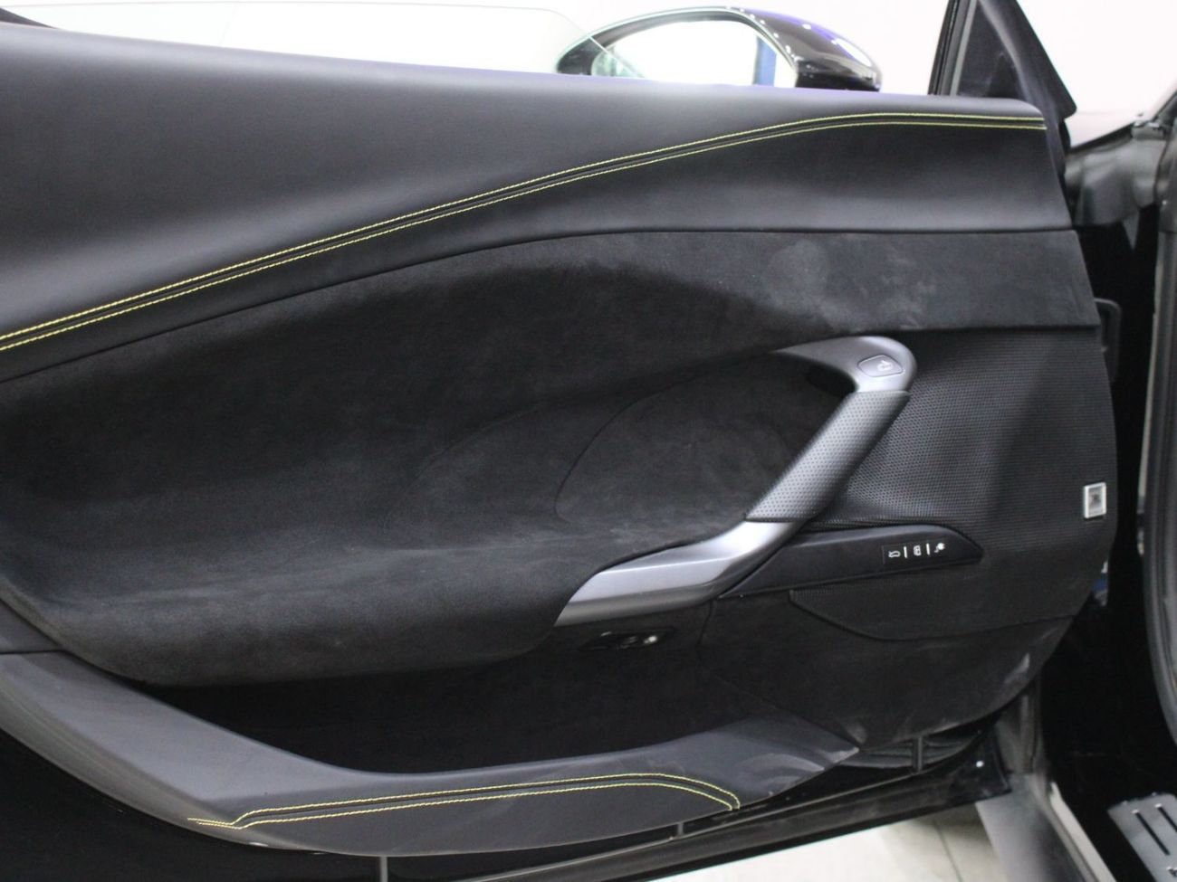 فيراري 296 GTB 3.0T V6 PHEV