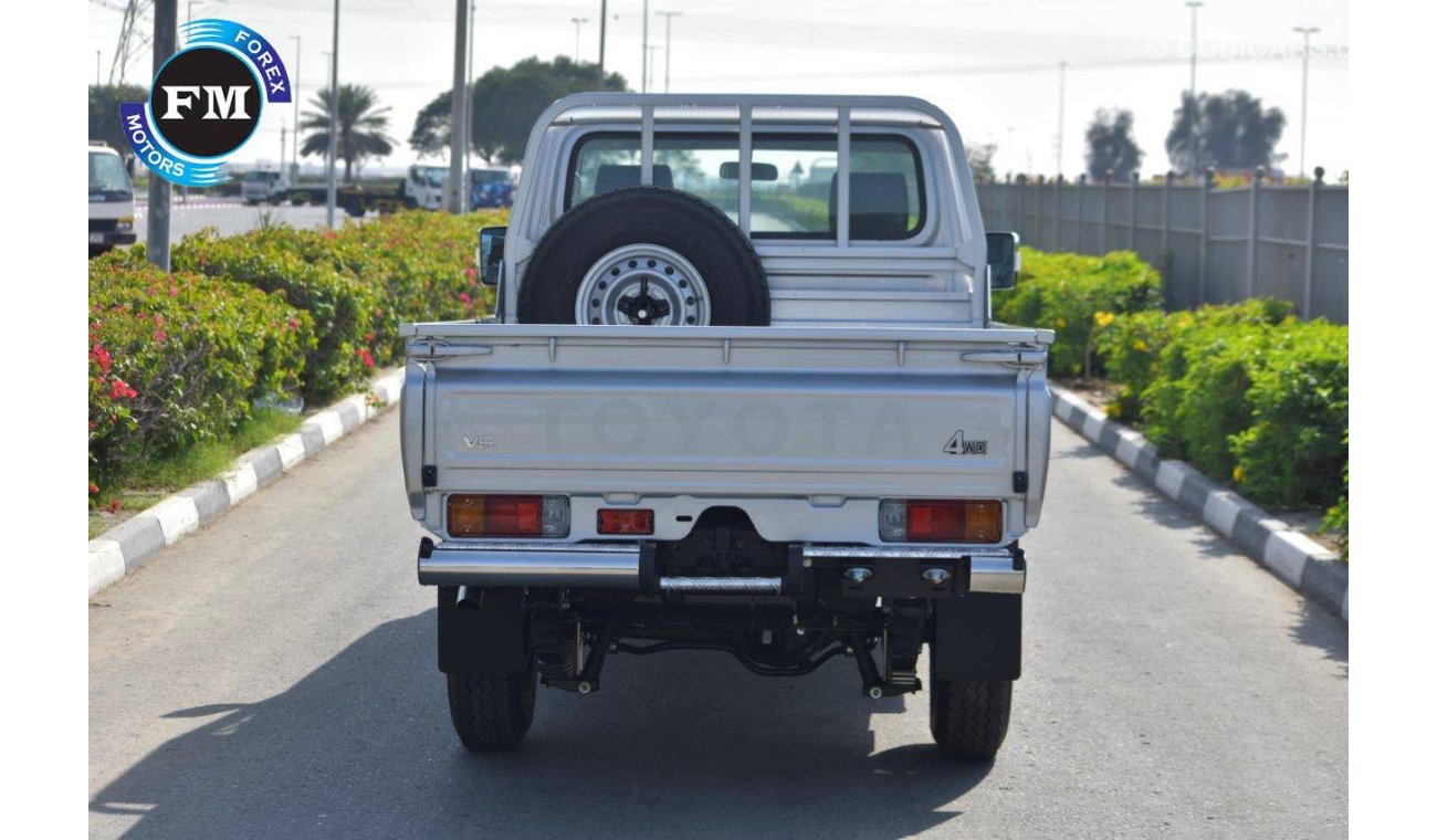 Toyota Land Cruiser Pick Up 79 Single Cab Pickup V6 4.0l Petrol 4x4 with differential lock Manual Transmission