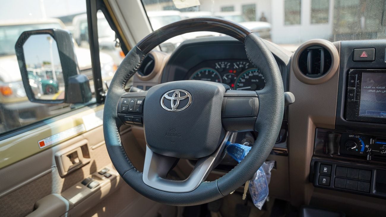 Toyota Land Cruiser Pick Up