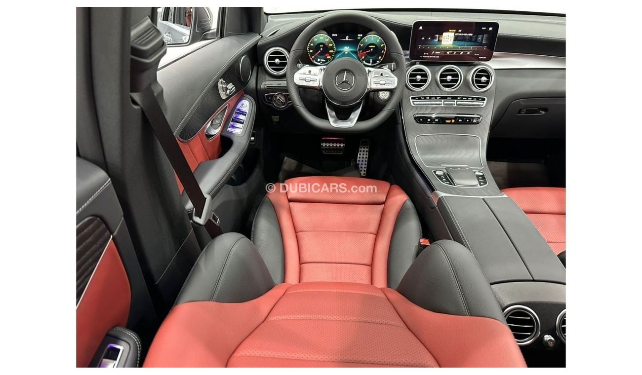 مرسيدس بنز GLC 200 *Brand New* 2023 Mercedes Benz GLC200 Coupe 4MATIC, 2028 Mercedes Warranty, Full Options, GCC
