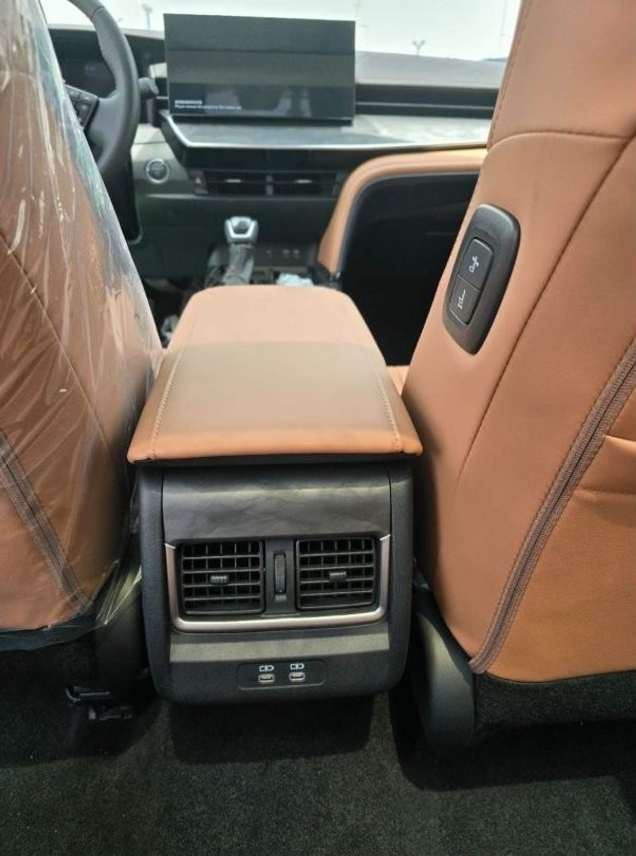 Toyota Camry 2.0L HYBRID 2024