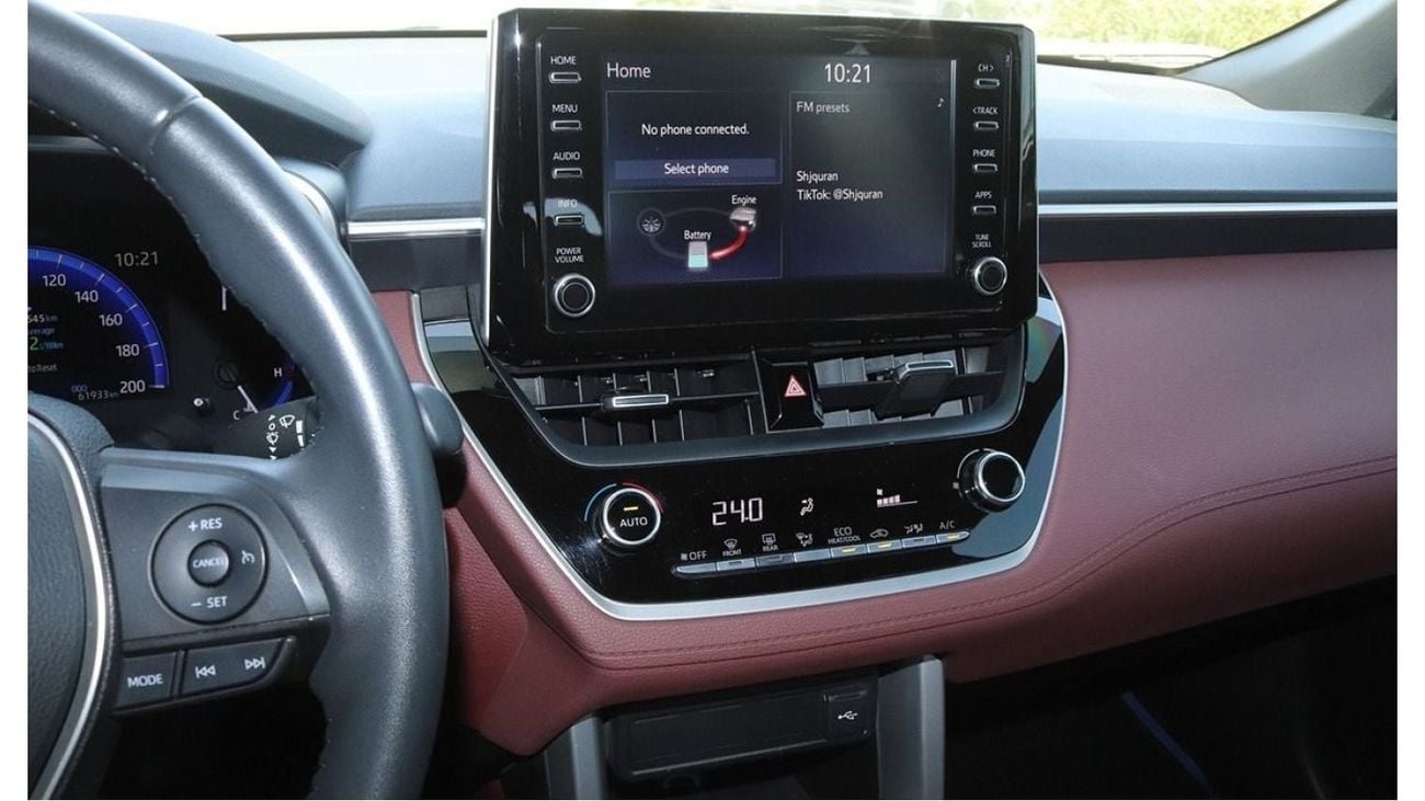 Toyota Corolla Cross SLIGHTLY USED UNDER WARRANTY GCC SPECS