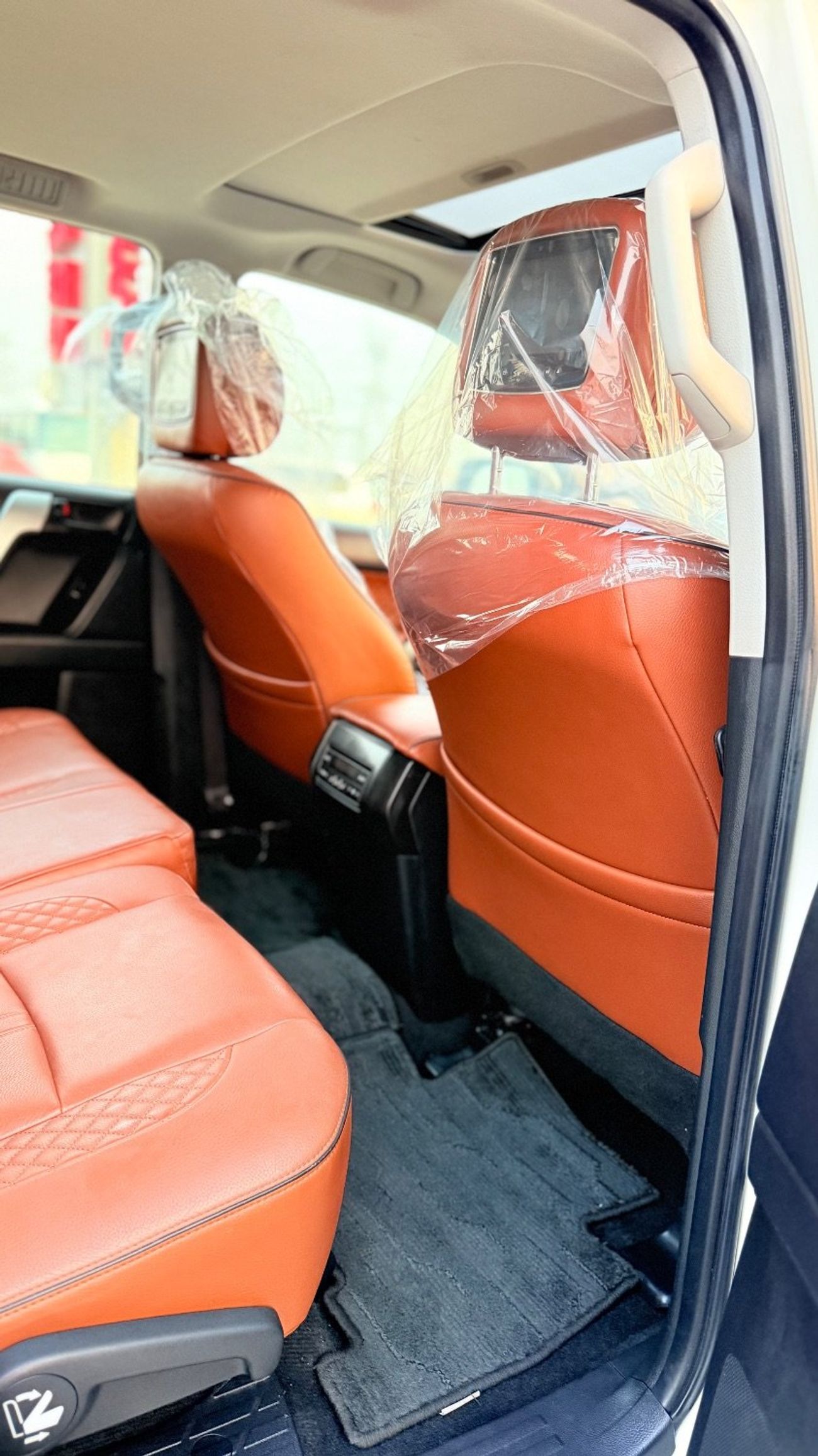 تويوتا برادو 2017 VXR V4 Full Option Top Of The Range Very Clean And Perfect condition