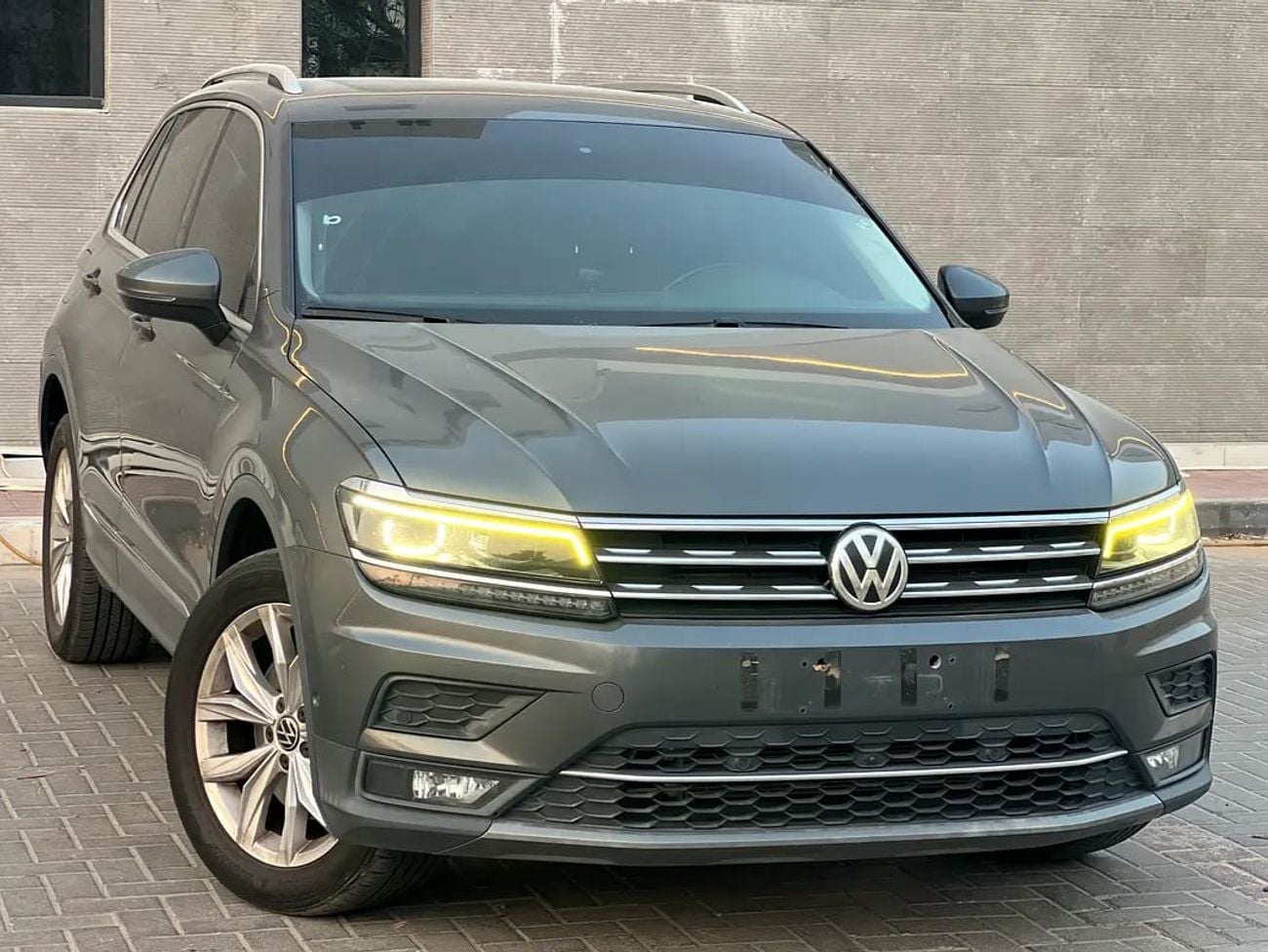 Volkswagen Tiguan SEL 800 P.M | SEL GCC Specs