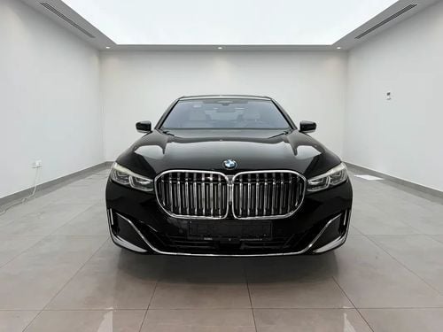BMW 730Li GCC Specs 730Li - Excellent Condition