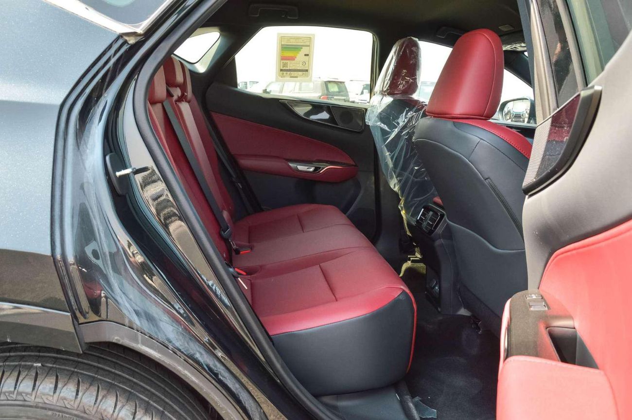 لكزس NX350 LEXUS NX350 2.4L AWD SUV 2025